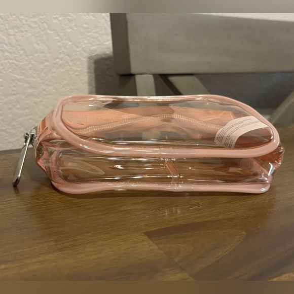 MAC 5 Item Cosmetics Set with Pink/Clear Cosmetic Bag, NEW, $80 MSRP - Picture 3 of 16